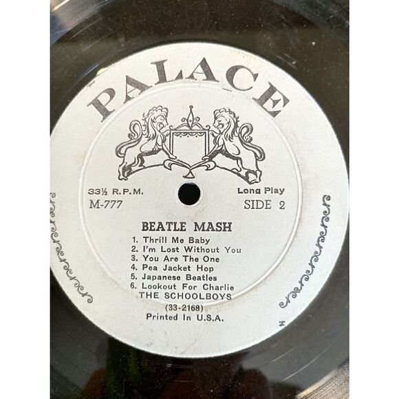 The liver pool kids "she loves you  beetle mash" - Picture 3 of 4